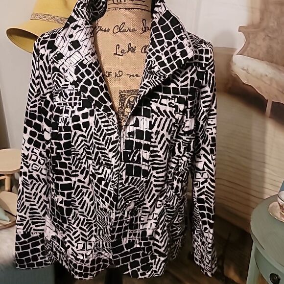 Chico's Printed Open Jacket Size 1 - Picture 1 of 5